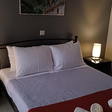 Andros Guesthouses Екстериор снимка