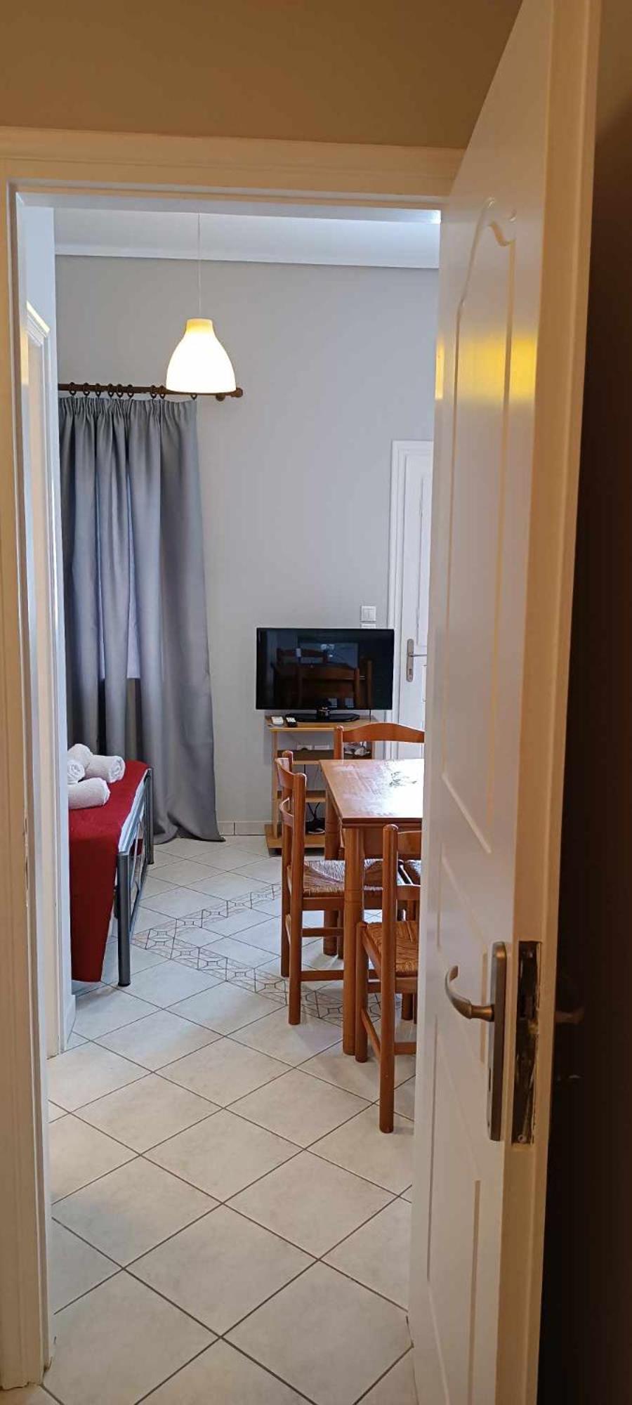 Andros Guesthouses Стая снимка