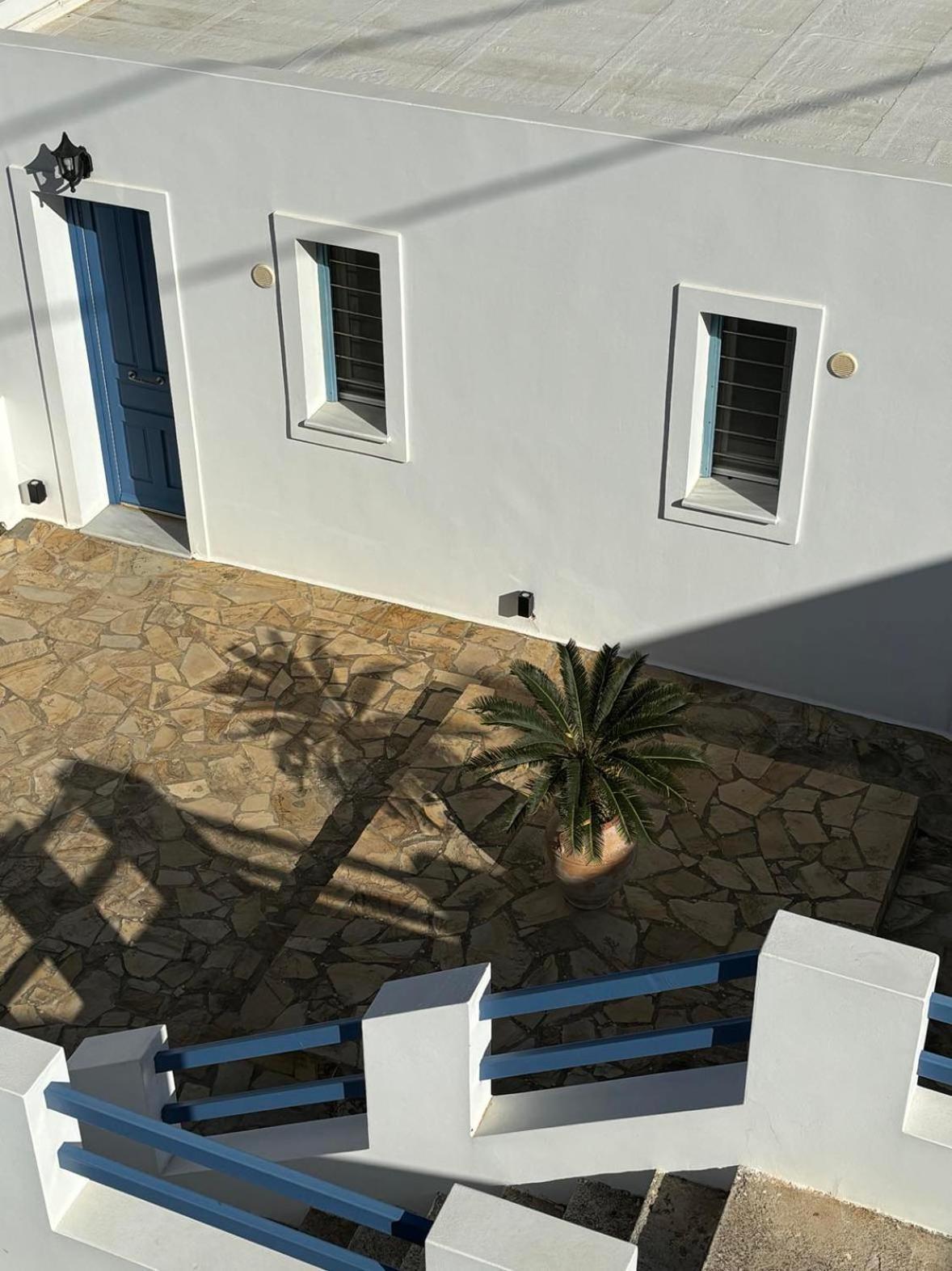 Andros Guesthouses Екстериор снимка