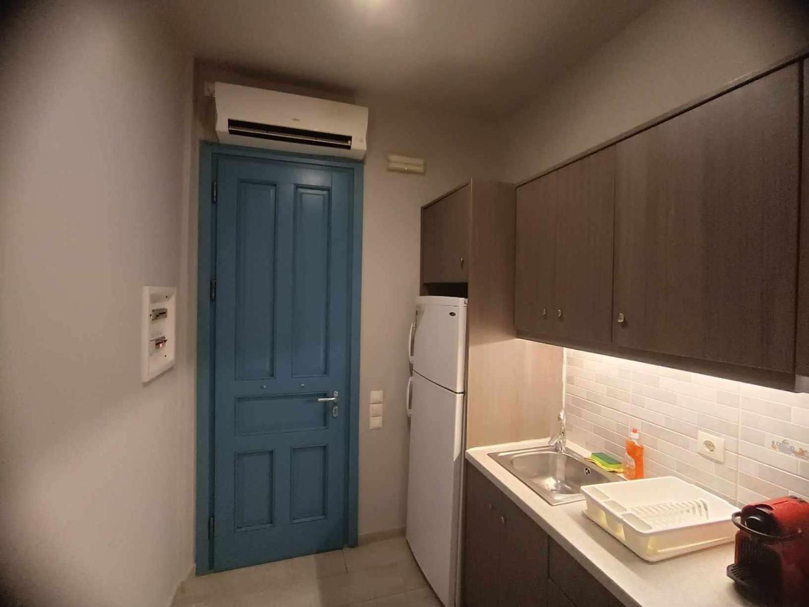 Andros Guesthouses Стая снимка
